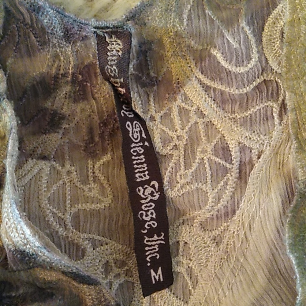 Sienna Rose Top - Picture 8 of 10